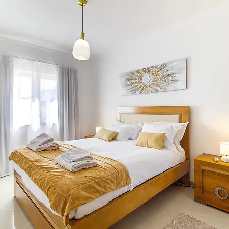 Amazing With Balcony & Barbecue Nyaraló *