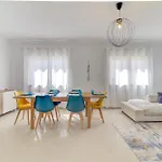 Amazing With Balcony & Barbecue Дом отдыха Портиман