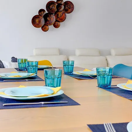 Casa de Férias Amazing With Balcony & Barbecue *