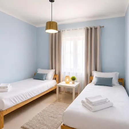 Horizon House - 3 Bedrooms - Rooftop Terrace & Bbq - Ac