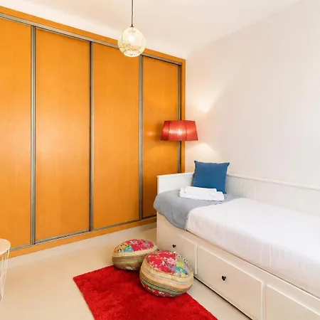 Дом отдыха Horizon House - 3 Bedrooms - Rooftop Terrace & Bbq - Ac *