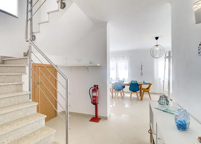 Amazing With Balcony & Barbecue Portimão