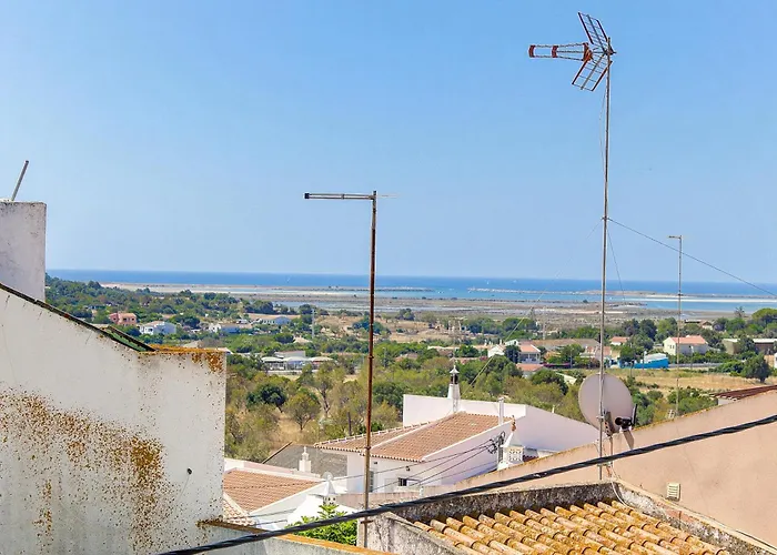 Amazing With Balcony & Barbecue