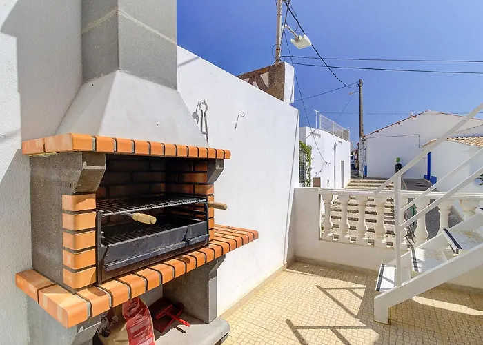 Amazing With Balcony & Barbecue