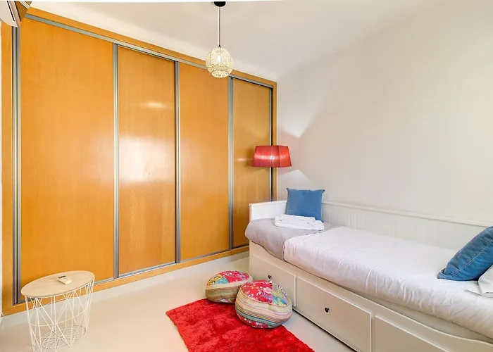 Amazing With Balcony & Barbecue Semesterbostad