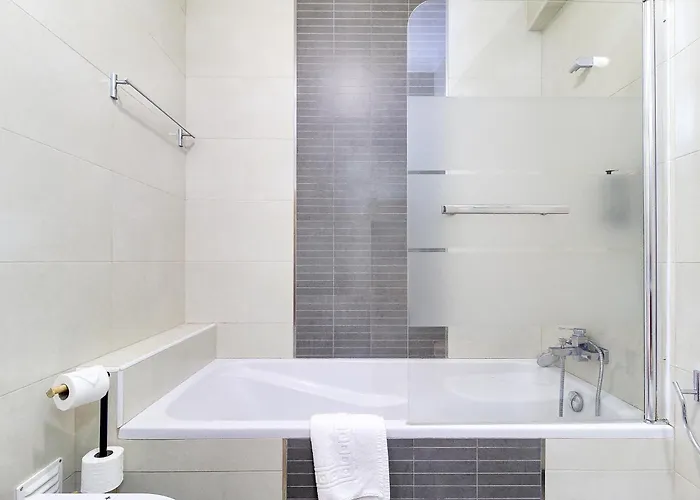 Semesterbostad Amazing With Balcony & Barbecue