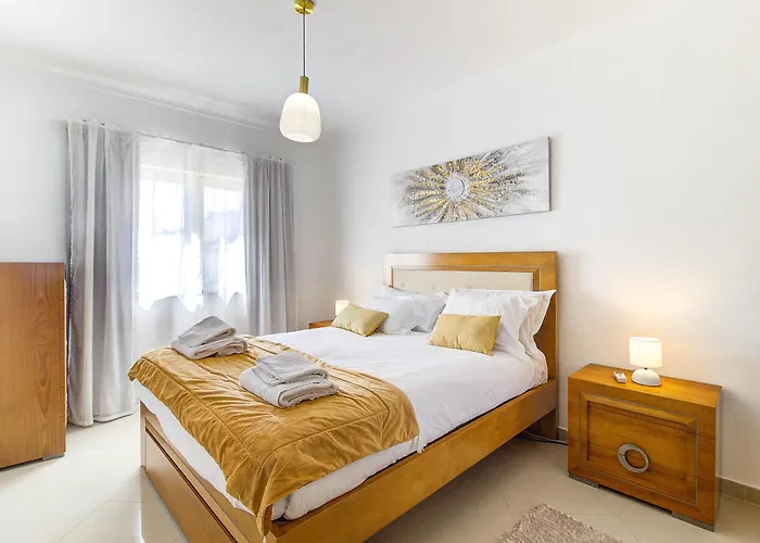 Amazing With Balcony & Barbecue Semesterbostad *