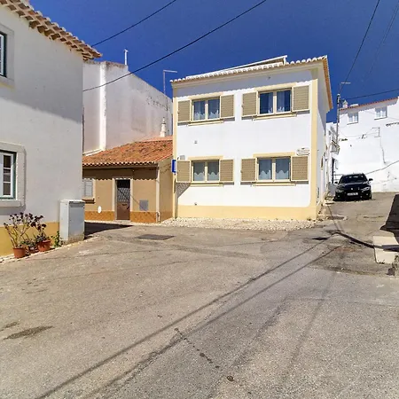 Amazing With Balcony & Barbecue 포티마오